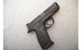 Smith & Wesson ~ M&P40 ~ .40S&W - 1 of 4
