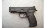 Smith & Wesson ~ M&P40 ~ .40S&W - 2 of 4