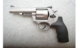 Smith & Wesson ~ 69 Combat Magnum ~ .44 Mag. - 2 of 4