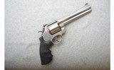 Smith & Wesson ~ 610 Classic ~ 10mm Auto - 1 of 4