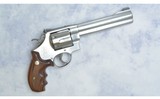 Smith & Wesson ~ 629-4 Classic DX ~ .44 Magnum - 1 of 6