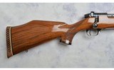 Weatherby ~ Mark V ~ .257 WBY MAG - 2 of 12