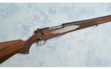 Weatherby ~ Mark V ~ 7mm Weatherby Magnum - 2 of 10