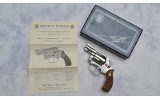 Smith & Wesson ~ 60 ~ .38 S&W Special - 4 of 5