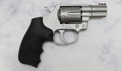 Colt ~ Cobra ~ .38 SPL+P - Image 1 of 3