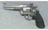 Smith & Wesson Model 629-6 Classic .44 Magnum - 2 of 2