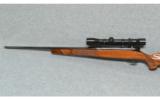 Weatherby Model Mark V 7mm Magnum - 6 of 7