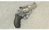 Smith & Wesson Model 686 Plus .357 Magnum - 1 of 2