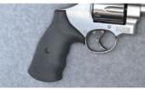 Smith & Wesson 629-6 44 Mag - 2 of 4