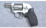 Smith & Wesson 638-3 Airweight 38 Spl - 3 of 4