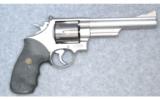 Smith & Wesson 629-1 44 Magnum - 1 of 4