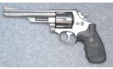 Smith & Wesson 629-1 44 Magnum - 3 of 4