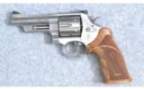 Smith & Wesson 629-6 44 Magnum - 3 of 4