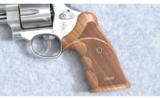 Smith & Wesson 629-6 44 Magnum - 4 of 4