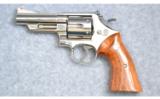Smith & Wesson 29-2 44 Mag - 3 of 4