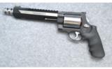 Smith & Wesson Bone Collector 460 S&W Mag - 3 of 4