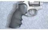 Smith & Wesson 686-4
357 Mag - 2 of 4