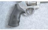 Smith & Wesson 629-6 .44 Mag - 2 of 4