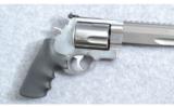 Smith & Wesson 460
460 S&W - 2 of 4