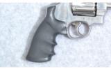 Smith & Wesson 629-5 44 Mag - 2 of 4