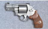 Smith & Wesson 627-5 357 Mag - 3 of 4