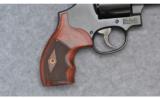 Smith & Wesson 586-7 357 Mag - 2 of 4