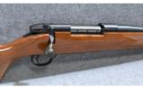 Weatherby ~ Mark V ~ .270 Wby Mag - 2 of 7