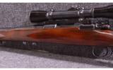 Weatherby ~ Mark V ~ .300 Win Mag - 4 of 9