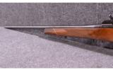 Weatherby ~ Mark V Deluxe ~ .240 Wby Mag - 6 of 9