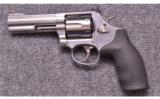 Smith & Wesson ~ 686-6 ~ .357 Mag - 2 of 2