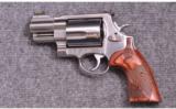 Smith & Wesson ~ 460ES ~ 460 S&W Magnum - 2 of 2