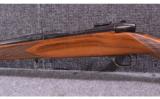Weatherby ~ Mark V ~ .300 Win Mag - 4 of 9