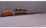 Weatherby ~ Mark V ~ .240 Wby Mag - 1 of 9