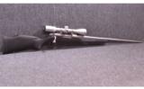 Weatherby ~ Mark V ~ .300 Wby Mag - 1 of 9