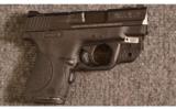 Smith & Wesson ~ M&P Sheild ~ 40 S&W - 1 of 2