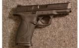 Smith & Wesson ~ M&P 40 ~ .40 S&W in Case - 1 of 2