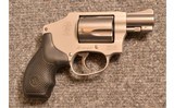 Smith & Wesson ~ 642-2 ~ 38 Spl. - 1 of 2