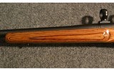 Remington 700 Heavy barrel in .22-250 - 6 of 12