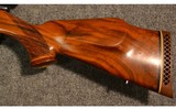 Weatherby ~ Mark V ~ .300 Weatherby Magnum - 9 of 13
