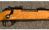 Weatherby ~ Mark V ~ .300 Weatherby Magnum - 3 of 11