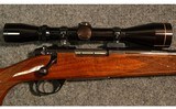 Weatherby ~ Mark V Varmint Master ~ .22-250 Remington - 3 of 11