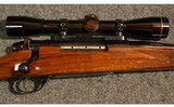 Weatherby ~ Mark V Deluxe ~ 7mm Weatherby Magnum - 3 of 11