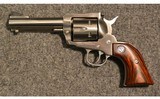 Ruger ~ New Model Blackhawk ~ 10mm/40 S&W - 2 of 4