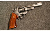 Smith & Wesson ~ 657 ~ .41 Magnum - 1 of 4