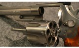 Smith & Wesson ~ 657 ~ .41 Magnum - 3 of 4