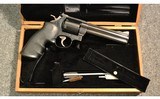 Smith & Wesson ~ 29-5 ~ .44 Magnum - 4 of 4