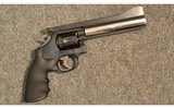 Smith & Wesson
10 8
Unmkd Cal