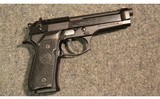 Beretta ~ 92FS ~ 9mm Luger - 1 of 2