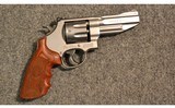 Smith & Wesson ~ 627-5 Pro Series ~ .357 Magnum - 1 of 3