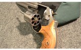 Smith & Wesson ~ 686-6 ~ .357 Magnum - 3 of 4